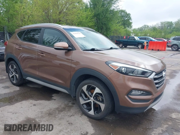 2017 Hyundai Tucson Value z VIN KM8J33A29HU389413, wystawiony jako IAAI lot #42098242 z przebiegiem 98 738 mil mil oraz . Historia ofert i sprzedaży dostępna na DreamBid. Obrazek 1.