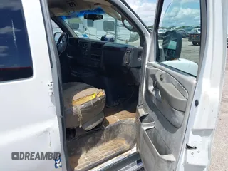 2011 Chevrolet Express Passenger 1LT с VIN 1GAZG1FG1B1134583, выставлен на аукционе IAAI как лот 42298615 с пробегом 348 107 миль миль и . История ставок и продаж доступна на DreamBid. Изображение 5.