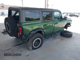 2022 Ford Bronco с VIN 1FMEE5DP8NLB42657, выставлен на аукционе IAAI как лот 42594780 с пробегом 19 607 миль миль и . История ставок и продаж доступна на DreamBid. Изображение 4.