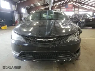 2015 Chrysler 200 S with VIN 1C3CCCDG1FN540437, listed as a Copart auction lot 43852805 with 135,697 mi miles and Salvage Title. Bid and sale history available at carsss.com. Image 5.