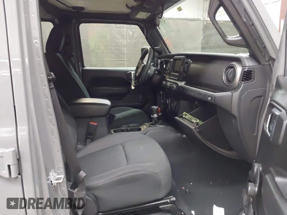 2022 Jeep Wrangler Unlimited Sport with VIN 1C4HJXDG0NW117632, listed as a IAAI auction lot 41185850 with 18,298 mi miles and . Bid and sale history available at DreamBid. Image 5.