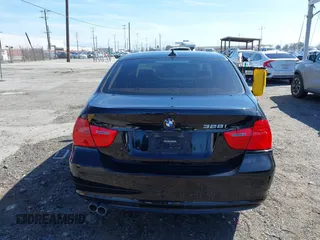2009 BMW 3 Series 328i with VIN WBAPH57559NL77104, listed as a IAAI auction lot 41707276 with 146,170 mi miles and . Bid and sale history available at DreamBid. Image 16.