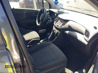 2020 Chevrolet Trax LS with VIN 3GNCJKSB1LL215499, listed as a IAAI auction lot 41744528 with 83,826 mi miles. Bid and sale history available at carsss.com. Image 5.