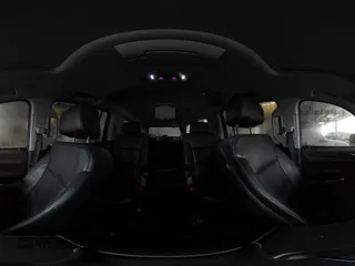 2017 Chevrolet Suburban Premier z VIN 1GNSKJKC0HR274605, wystawiony jako IAAI lot #41828392 z przebiegiem 144 747 mil mil oraz . Historia ofert i sprzedaży dostępna na DreamBid. Obrazek 18.
