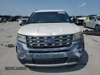 2017 Ford Explorer XLT z VIN 1FM5K7D88HGB49909, wystawiony jako Copart lot #59027255 z przebiegiem 133 536 mil mil oraz Szkoda całkowita • Salvage title. Historia ofert i sprzedaży dostępna na DreamBid. Obrazek 5.