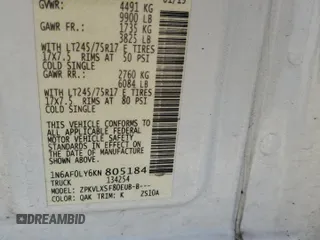 2019 Nissan NV Cargo SV z VIN 1N6AF0LY6KN805184, wystawiony jako Copart lot #83629974 z przebiegiem Nie podano mil oraz Szkoda całkowita • Salvage title. Historia ofert i sprzedaży dostępna na DreamBid. Obrazek 13.