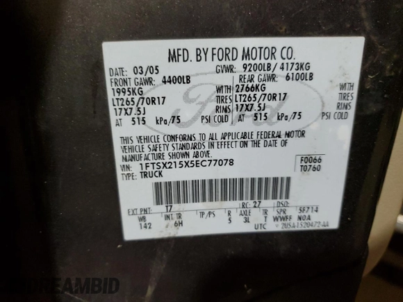 2005 Ford F-250 XL z VIN 1FTSX215X5EC77078, wystawiony jako Copart lot #43206515 z przebiegiem 174 764 mil mil oraz Szkoda całkowita • Salvage title. Historia ofert i sprzedaży dostępna na DreamBid. Obrazek 12.
