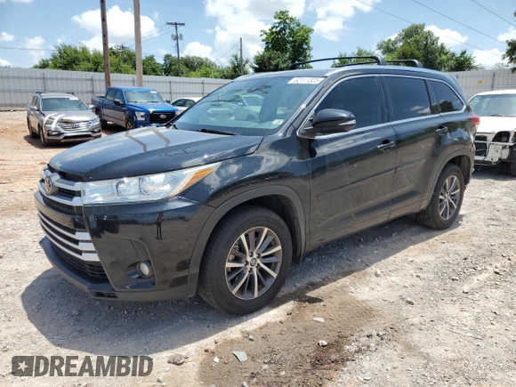 2017 Toyota Highlander XLE with VIN 5TDJZRFH0HS467343, listed as a Copart auction lot 62111325 with 119,629 mi miles and Salvage title. Bid and sale history available at DreamBid. Image 1.