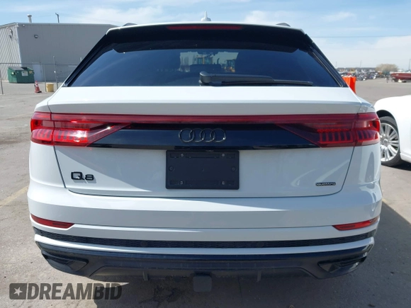 2021 Audi Q8 Prestige z VIN WA1FVAF18MD025027, wystawiony jako IAAI lot #41967700 z przebiegiem 32 992 mil mil oraz . Historia ofert i sprzedaży dostępna na DreamBid. Obrazek 17.