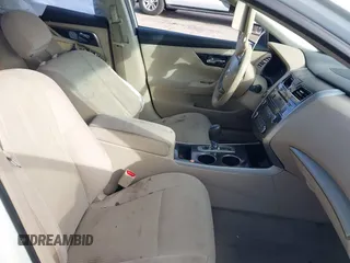 2014 Nissan Altima SV with VIN 1N4AL3AP0EC278546, listed as a IAAI auction lot 41762901 with 121,756 mi miles and . Bid and sale history available at DreamBid. Image 5.