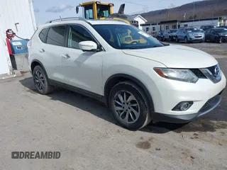 2015 Nissan Rogue SV with VIN 5N1AT2MV0FC860108, listed as a IAAI auction lot 41694366 with 245,276 mi miles. Bid and sale history available at carsss.com. Image 1.