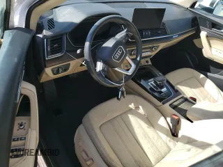2021 Audi Q5 Premium Plus z VIN WA1BAAFY1M2041783, wystawiony jako Copart lot #75557214 z przebiegiem Nie podano mil oraz Szkoda całkowita • Salvage title. Historia ofert i sprzedaży dostępna na DreamBid. Obrazek 8.