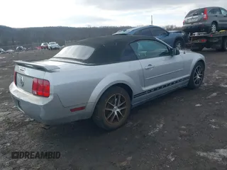 2006 Ford Mustang Standard with VIN 1ZVFT84N265143353, listed as a IAAI auction lot 41535584 with 149,857 mi miles and . Bid and sale history available at carsss.com. Image 4.