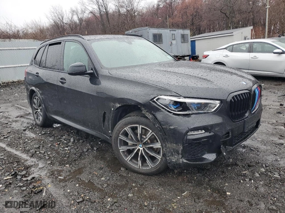 2021 BMW X5 xDrive40i with VIN 5UXCR6C00M9H46923, listed as a Copart auction lot 50359495 with 0 mi miles and Salvage Title. Bid and sale history available at carsss.com. Image 4.