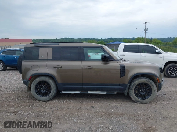 2021 Land Rover Defender S with VIN SALEJ7RX8M2041751, listed as a IAAI auction lot 42319668 with 57,774 mi miles and . Bid and sale history available at DreamBid. Image 13.