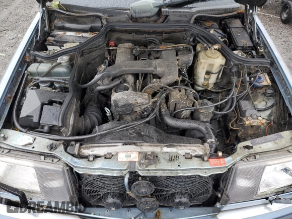 1990 Mercedes-Benz 300 with VIN WDBEB28D9LB167760, listed as a Copart auction lot 50052815 with 310,217 mi miles and Clean Title. Bid and sale history available at DreamBid. Image 11.