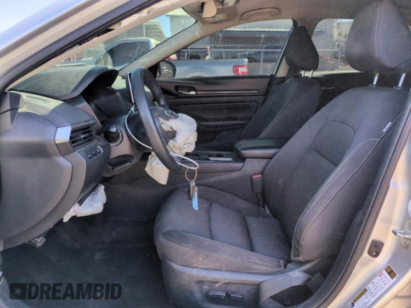 2020 Nissan Altima S z VIN 1N4BL4BV6LC208604, wystawiony jako Copart lot #49843965 z przebiegiem 89 384 mil mil oraz Szkoda całkowita • Salvage title. Historia ofert i sprzedaży dostępna na DreamBid. Obrazek 7.