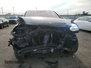 2015 Porsche Cayenne Turbo with VIN WP1AC2A28FLA82086, listed as a Copart auction lot 59860125 with 113,414 mi miles and Salvage title. Bid and sale history available at DreamBid. Image 5.