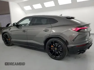 2022 Lamborghini Urus z VIN ZPBUA1ZLXNLA16447, wystawiony jako Copart lot #69403664 z przebiegiem 28 166 mil mil oraz Szkody całkowita. Historia ofert i sprzedaży dostępna na DreamBid. Obrazek 2.