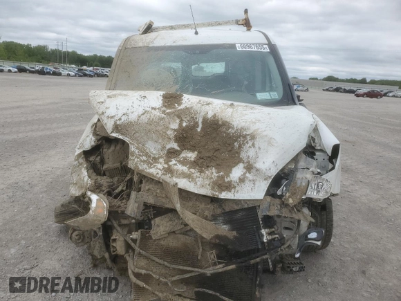 2017 Ram ProMaster City Cargo Tradesman with VIN ZFBERFAB0H6E22587, listed as a Copart auction lot 60967655 with 105,237 mi miles and Salvage title. Bid and sale history available at DreamBid. Image 5.