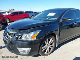 2013 Nissan Altima 3.5 SL with VIN 1N4BL3AP0DN465874, listed as a IAAI auction lot 41198257 with 183,265 mi miles. Bid and sale history available at carsss.com. Image 6.