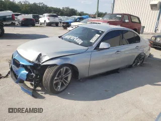 2017 BMW 3 Series 330i with VIN WBA8B9G35HNU52054, listed as a Copart auction lot 76404844 with 86,846 mi miles and Clean Title. Bid and sale history available at carsss.com. Image 1.