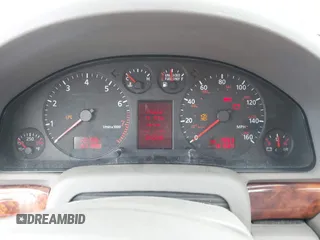 2001 Audi A4 с VIN WAUDH68DX1A010693, выставлен на аукционе IAAI как лот 42445405 с пробегом 191 684 миль миль и . История ставок и продаж доступна на DreamBid. Изображение 7.