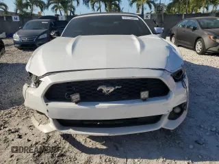 2016 Ford Mustang V6 z VIN 1FATP8EM7G5207510, wystawiony jako Copart lot #53275005 z przebiegiem 69 896 mil mil oraz Czysty tytuł • Clean title. Historia ofert i sprzedaży dostępna na DreamBid. Obrazek 5.