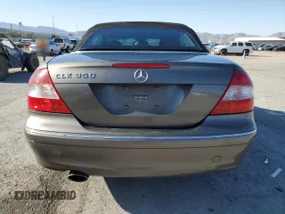2008 Mercedes-Benz CLK 350 z VIN WDBTK56F68F249166, wystawiony jako Copart lot #57809815 z przebiegiem 163 167 mil mil oraz Szkoda całkowita • Salvage title. Historia ofert i sprzedaży dostępna na DreamBid. Obrazek 6.