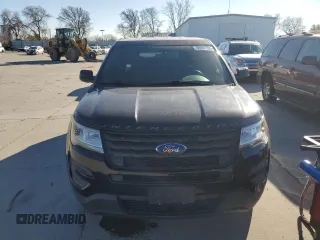 2016 Ford Utility Police Interceptor with VIN 1FM5K8AT3GGC36758, listed as a Copart auction lot 88991505 with 89,192 mi miles and Clean Title. Bid and sale history available at carsss.com. Image 5.