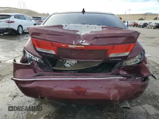 2009 Hyundai Azera Limited with VIN KMHFC46F49A358970, listed as a Copart auction lot 82125714 with 208,090 mi miles and Salvage Title. Bid and sale history available at DreamBid. Image 6.