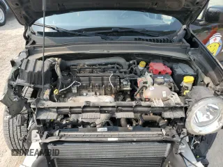2018 Jeep Renegade Latitude z VIN ZACCJABB9JPH63600, wystawiony jako Copart lot #58851605 z przebiegiem 121 781 mil mil oraz Szkoda całkowita • Salvage title. Historia ofert i sprzedaży dostępna na DreamBid. Obrazek 11.
