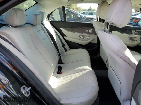 2021 Mercedes-Benz E-Class E 350 with VIN W1KZF8DB4MA926424, listed as a Copart auction lot 47431975 with 24,753 mi miles and Salvage Title. Bid and sale history available at carsss.com. Image 10.
