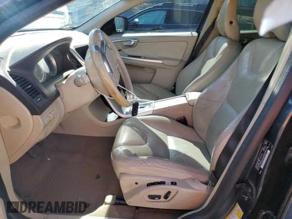 2011 Volvo XC60 3.0T with VIN YV4902DZ6B2186028, listed as a Copart auction lot 56668135 with 161,704 mi miles and Salvage title. Bid and sale history available at DreamBid. Image 7.