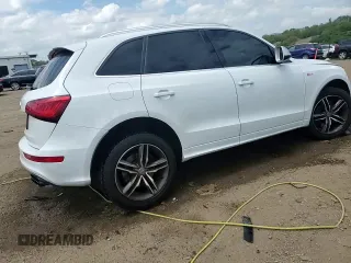 2014 Audi SQ5 Premium Plus z VIN WA1CGAFP6EA112249, wystawiony jako Copart lot #56583755 z przebiegiem 120 674 mil mil oraz Szkoda całkowita • Salvage title. Historia ofert i sprzedaży dostępna na DreamBid. Obrazek 14.