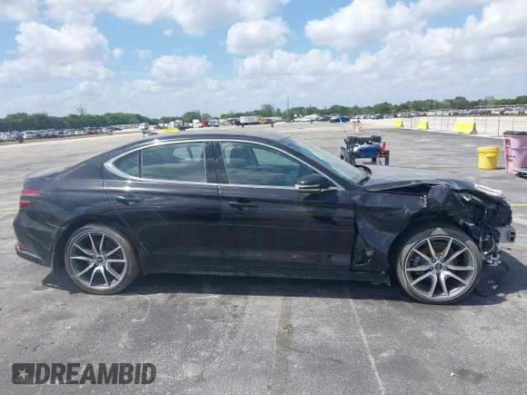 2023 Genesis G70 2.0T z VIN KMTG34TA3PU129713, wystawiony jako IAAI lot #42166763 z przebiegiem 8 692 mil mil oraz . Historia ofert i sprzedaży dostępna na DreamBid. Obrazek 14.