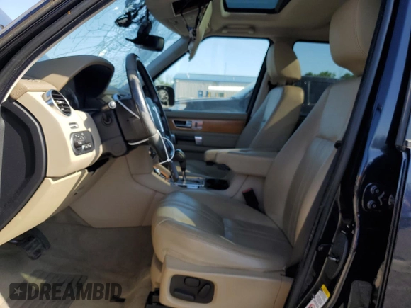 2011 Land Rover LR4 HSE с VIN SALAG2D45BA595331, выставлен на аукционе Copart как лот 62218915 с пробегом 138 257 миль миль и Списание • Salvage title. История ставок и продаж доступна на DreamBid. Изображение 7.
