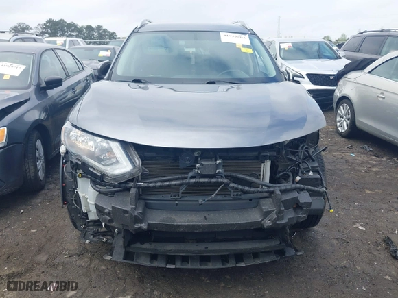 2017 Nissan Rogue SL with VIN 5N1AT2MT9HC873098, listed as a IAAI auction lot 41932803 with 91,914 mi miles. Bid and sale history available at carsss.com. Image 6.