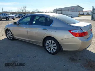 2013 Honda Accord Sdn EX-L with VIN 1HGCR2F88DA143534, listed as a IAAI auction lot 40962871 with 226,188 mi miles. Bid and sale history available at carsss.com. Image 3.