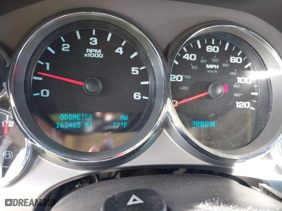 2010 Chevrolet Silverado 1500 LT with VIN 3GCRKSE3XAG193786, listed as a IAAI auction lot 41498612 with 165,465 mi miles. Bid and sale history available at carsss.com. Image 7.