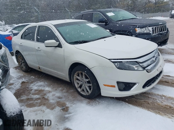 2011 Ford Fusion SEL with VIN 3FAHP0JA9BR156360, listed as a IAAI auction lot 41723154 with 189,984 mi miles. Bid and sale history available at carsss.com. Image 1.