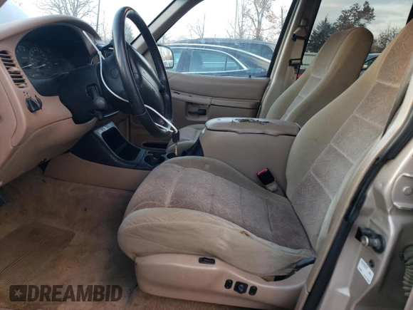 1998 Ford Explorer XLT с VIN 1FMZU35P7WZC25602, выставлен на аукционе Copart как лот 81112304 с пробегом 99 614 миль миль и Списание • Salvage title. История ставок и продаж доступна на DreamBid. Изображение 7.
