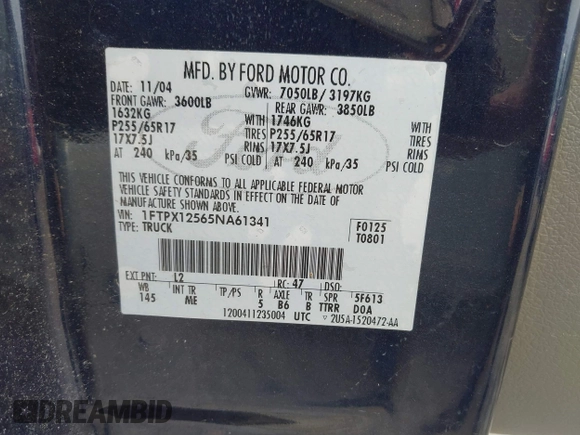 2005 Ford F-150 XLT with VIN 1FTPX12565NA61341, listed as a IAAI auction lot 41693609 with 401,988 mi miles. Bid and sale history available at carsss.com. Image 9.