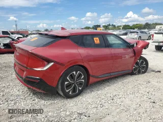 2024 Kia EV6 GT-Line with VIN KNDC44LA9R5162108, listed as a Copart auction lot 78171364 with 7,955 mi miles and Non Repairable. Bid and sale history available at carsss.com. Image 3.