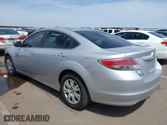 2011 Mazda Mazda6 i Sport with VIN 1YVHZ8BH9B5M27347, listed as a IAAI auction lot 41922553 with 147,573 mi miles. Bid and sale history available at carsss.com. Image 3.