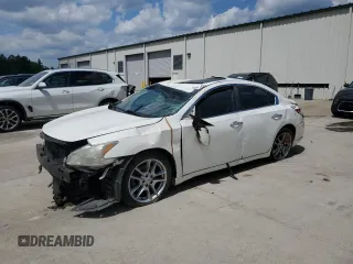 2010 Nissan Maxima SV z VIN 1N4AA5AP3AC836921, wystawiony jako Copart lot #52518935 z przebiegiem 185 841 mil mil oraz Szkoda całkowita • Salvage title. Historia ofert i sprzedaży dostępna na DreamBid. Obrazek 1.