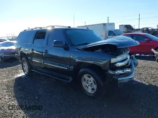 2004 Chevrolet Suburban Z71 z VIN 3GNFK16Z24G271294, wystawiony jako IAAI lot #41324576 z przebiegiem 247 229 mil mil oraz . Historia ofert i sprzedaży dostępna na DreamBid. Obrazek 1.
