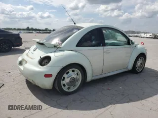 2001 Volkswagen Beetle GLS z VIN 3VWCD21C51M447957, wystawiony jako Copart lot #59517765 z przebiegiem 145 484 mil mil oraz Szkoda całkowita • Salvage title. Historia ofert i sprzedaży dostępna na DreamBid. Obrazek 3.