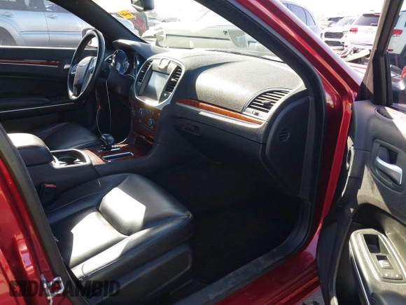 2013 Chrysler 300 Motown with VIN 2C3CCAAG3DH611992, listed as a IAAI auction lot 41997468 with 123,710 mi miles. Bid and sale history available at carsss.com. Image 5.