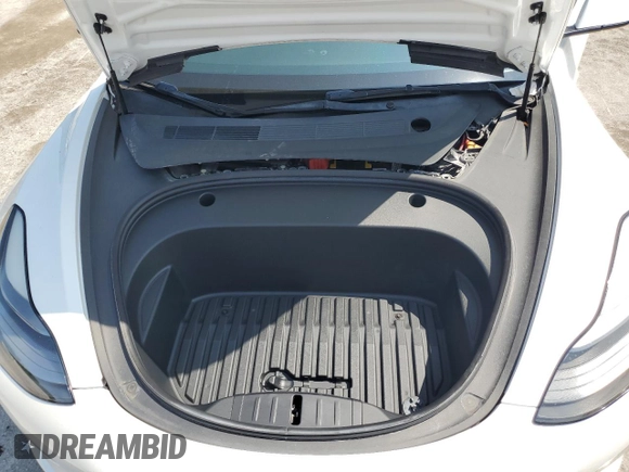 2021 Tesla Model 3 Long Range z VIN 5YJ3E1EB7MF093184, wystawiony jako Copart lot #58060385 z przebiegiem 51 678 mil mil oraz Nie do naprawy • Non repairable. Historia ofert i sprzedaży dostępna na DreamBid. Obrazek 11.